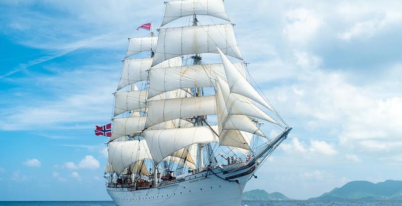 Sailing through the Anguilla channel Photo: Isak Okkenhaug