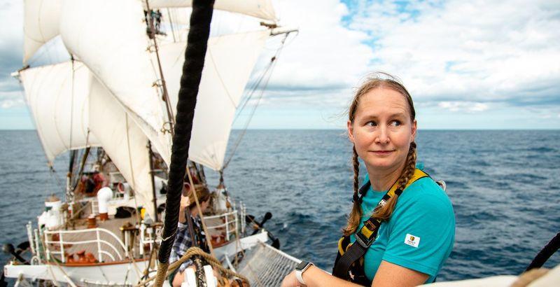 Marine scientist Mari Myksvoll on board Statsraad Lehmkuhl. Photo: Arnbjørg Aagesen / Havforskningsinstituttet